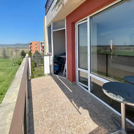 Quiet With A View! * Слънчев бряг