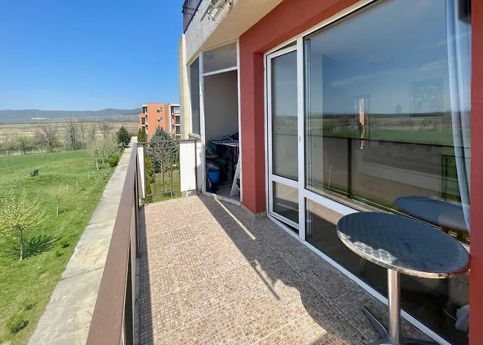 Quiet With A View! * Слънчев бряг