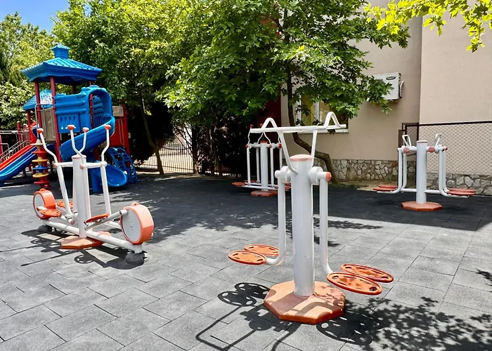 Quiet With A View! Apartment